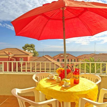 Casa Vacanze Stelle Marine Santo Stefano al Mare Exterior foto