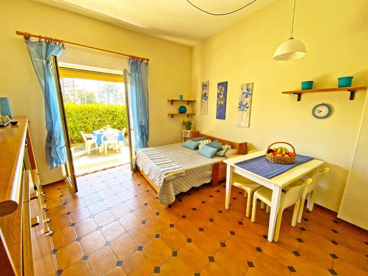 Casa Vacanze Stelle Marine Santo Stefano al Mare Exterior foto