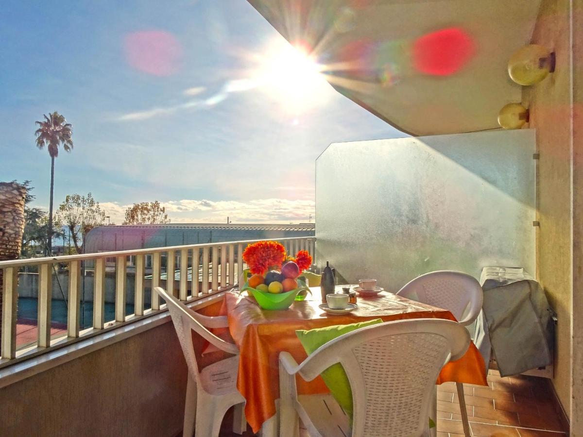 Casa Vacanze Stelle Marine Santo Stefano al Mare Exterior foto