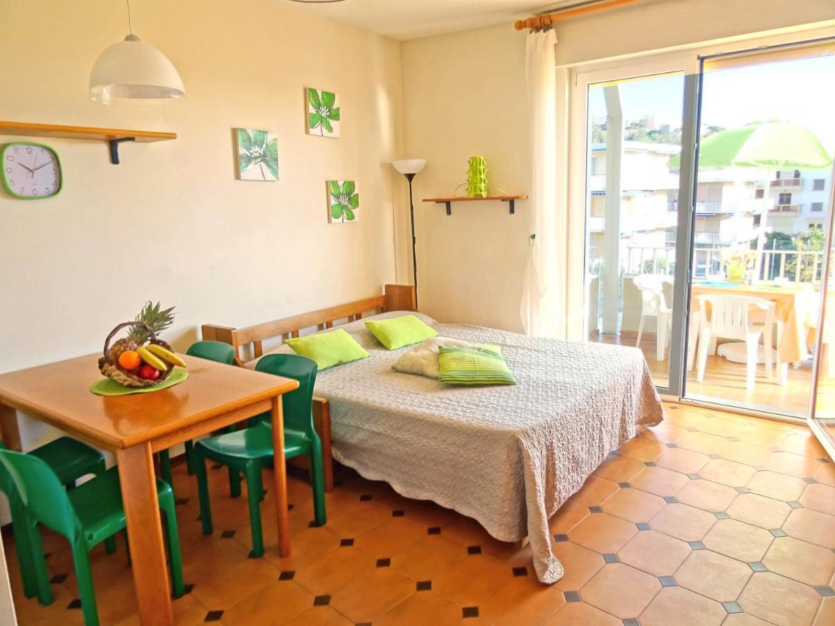 Casa Vacanze Stelle Marine Santo Stefano al Mare Exterior foto