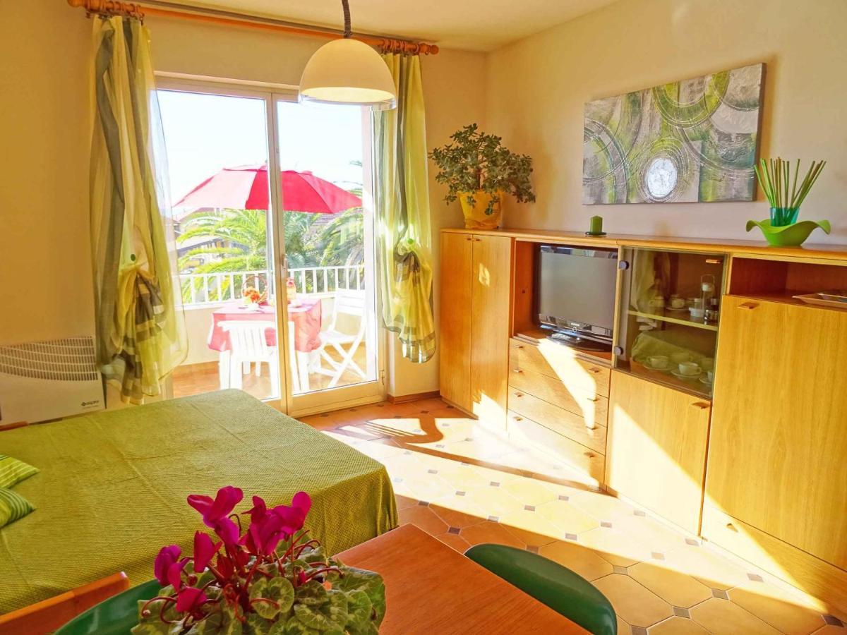 Casa Vacanze Stelle Marine Santo Stefano al Mare Exterior foto