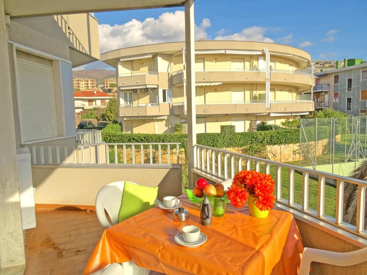 Casa Vacanze Stelle Marine Santo Stefano al Mare Exterior foto