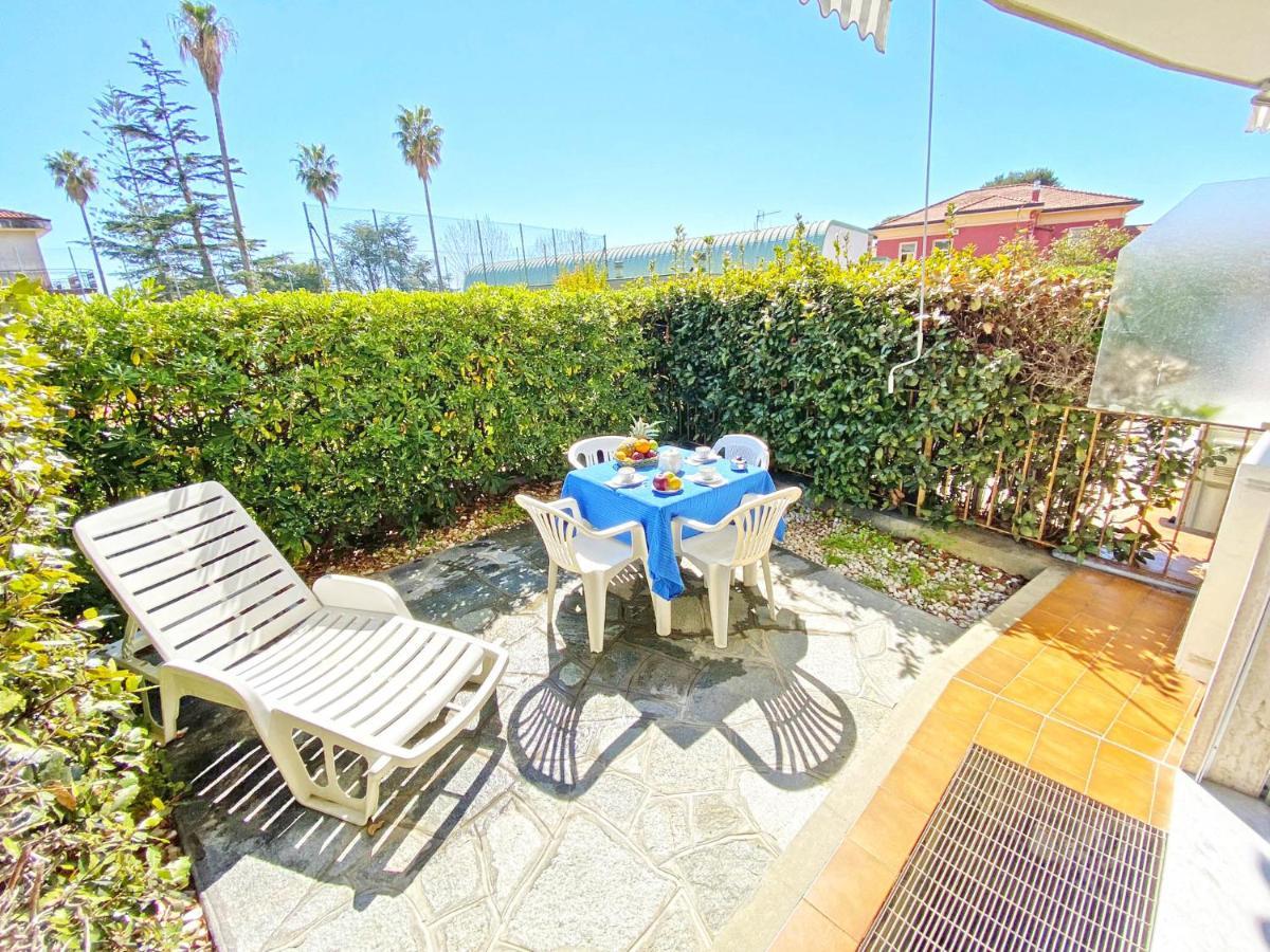 Casa Vacanze Stelle Marine Santo Stefano al Mare Exterior foto